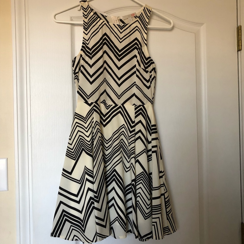 ✨GB Gianni Bini Juniors Dress✨